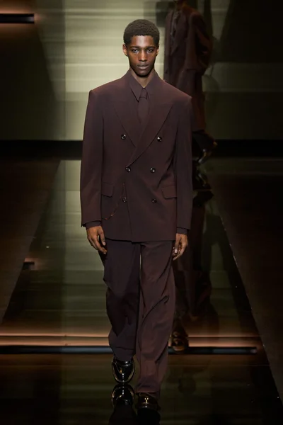 Look 83
